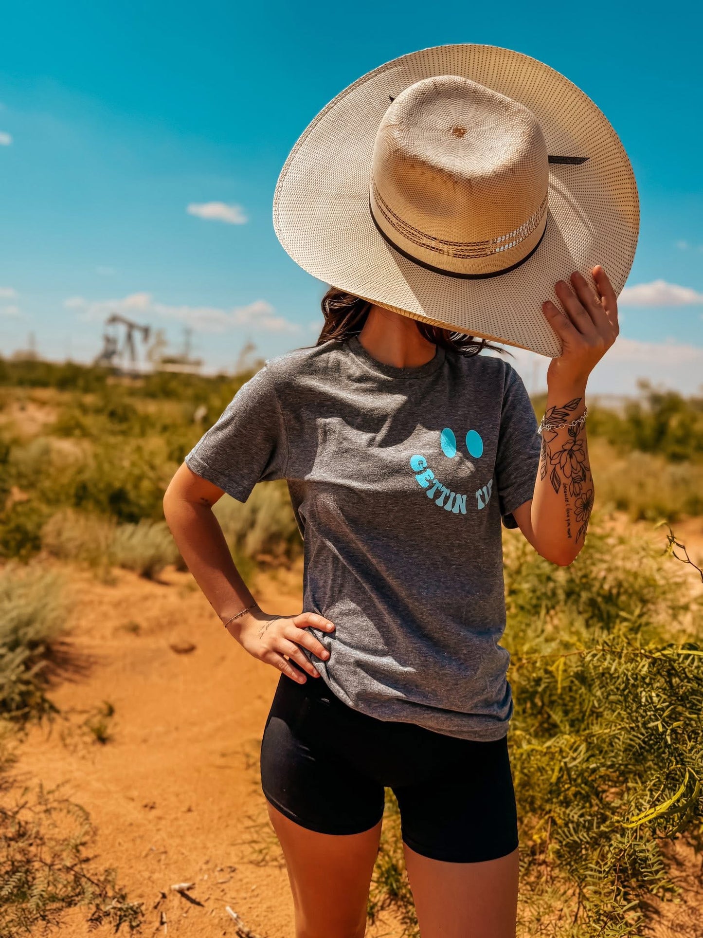 Lake lovers tee
