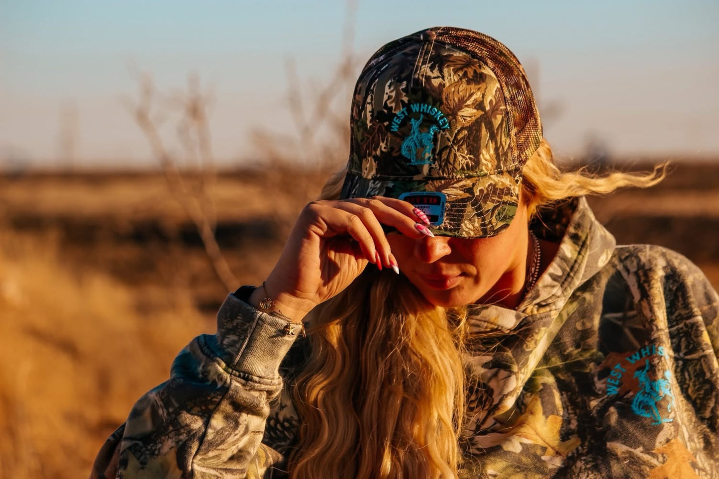 Camo hat w/ turquoise
