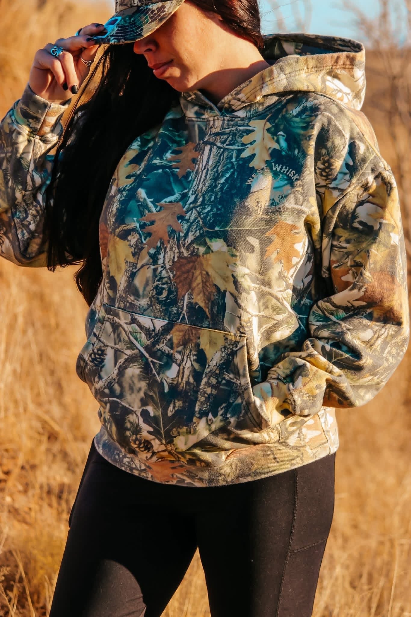 Camo hoodie w/ cream